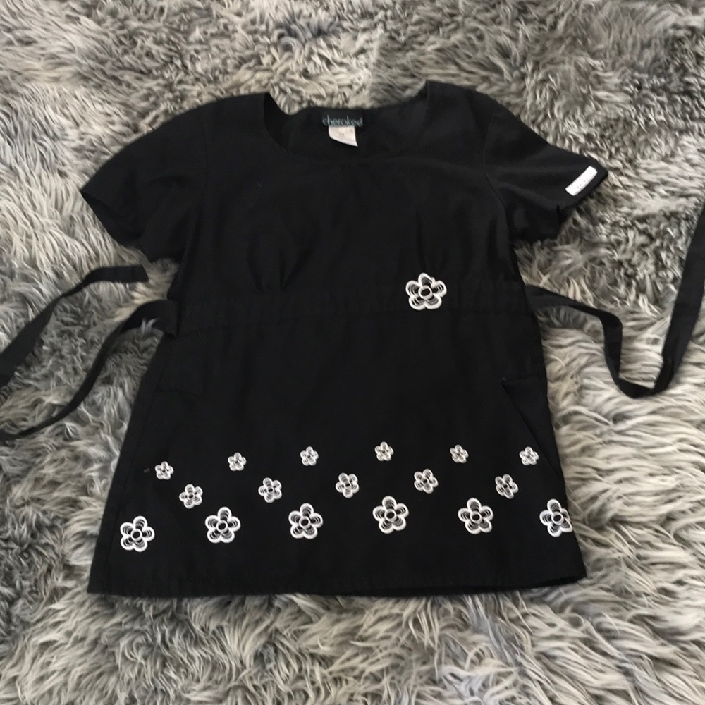 Cherokee Black Scrub top with white flowers - cute
